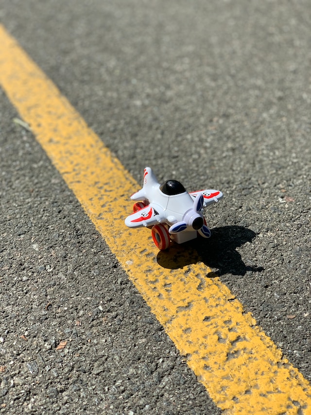 Super distracție cu avion cu telecomanda